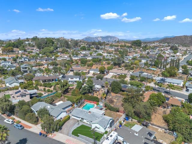 1545 Meadow, El Cajon CA: https://media.crmls.org/mediaz/1934cadb-ac4e-449b-9a8f-b02bc3753cc6.jpg