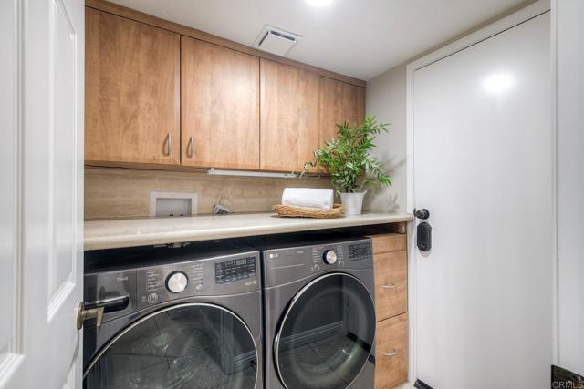 Detail Gallery Image 28 of 74 For 10847 Portobelo Dr, San Diego,  CA 92124 - 4 Beds | 3 Baths