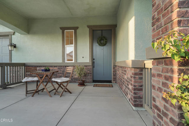 Detail Gallery Image 3 of 51 For 263 Wisteria St, Fillmore,  CA 93015 - 5 Beds | 3/1 Baths