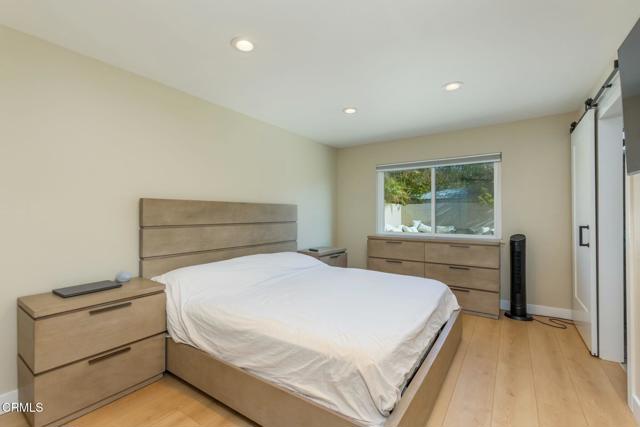 Detail Gallery Image 10 of 23 For 1370 Port Dr, Oxnard,  CA 93035 - 3 Beds | 2 Baths