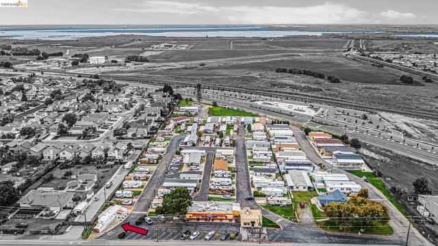 Image 22 of 26 For 210 Cypress  