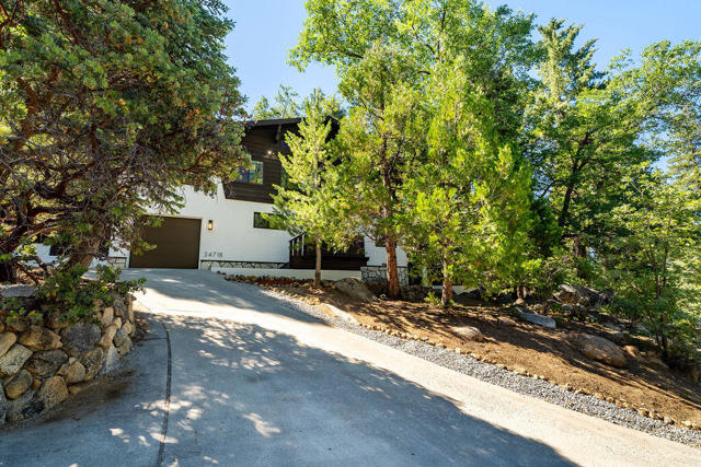 24718 Fern Valley Road, Idyllwild CA: https://media.crmls.org/mediaz/1935c8ce-a0f4-4028-aeef-9297eec9c961.jpg