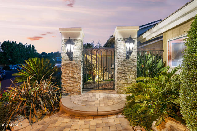 1635 Ryder Cup Drive, Westlake Village CA: https://media.crmls.org/mediaz/1936465d-904a-4453-b411-f983e3ad82ea.jpg