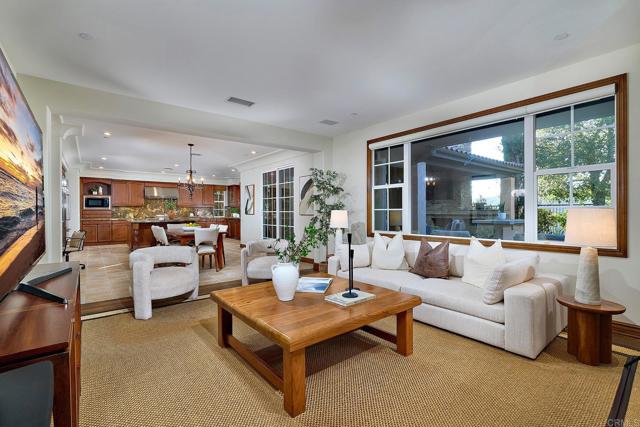 Detail Gallery Image 19 of 50 For 6591 Halite Place, Carlsbad,  CA 92009 - 5 Beds | 5/1 Baths