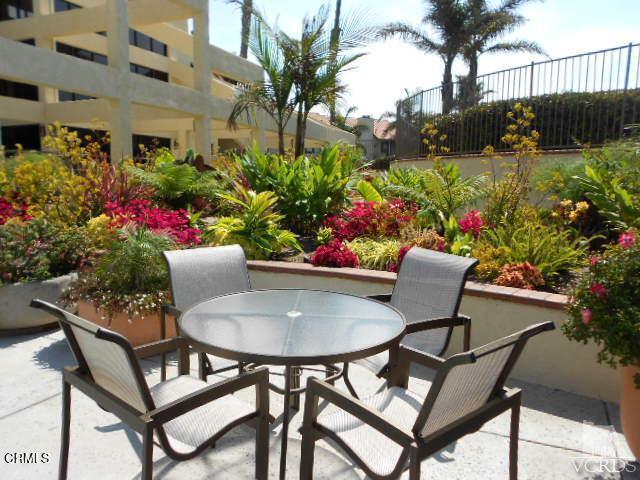 Detail Gallery Image 55 of 66 For 2243 Martinique Ln, Oxnard,  CA 93035 - 2 Beds | 2 Baths