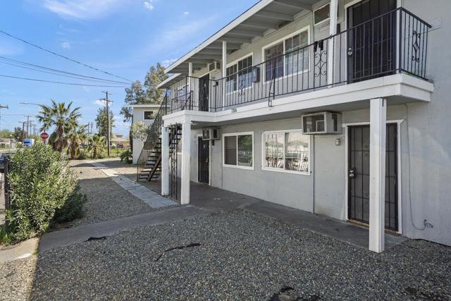 Image 4 of 26 For 2687 Altos Avenue