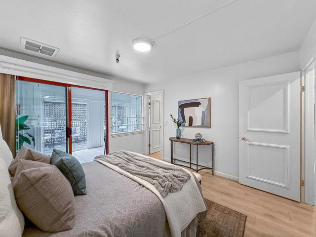 443 Alberto Way, Los Gatos CA: https://media.crmls.org/mediaz/193b8b05-5a35-49e2-8473-bcec7aa01764.jpg