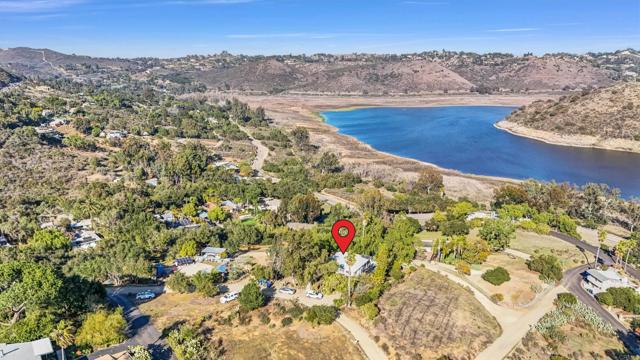 Detail Gallery Image 1 of 1 For 19429 6th Pl, Escondido,  CA 92029 - 2 Beds | 1 Baths