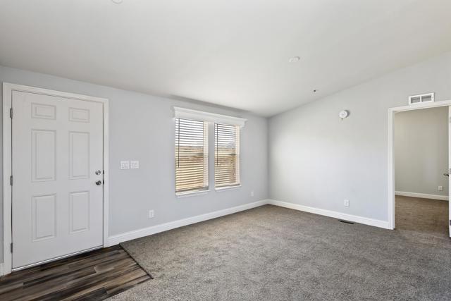 010_Living Room