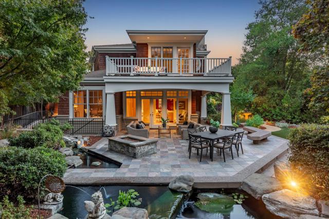 941 Berry Avenue, Los Altos CA: https://media.crmls.org/mediaz/193d8dbc-d065-4a23-932a-48f4e70132f0.jpg
