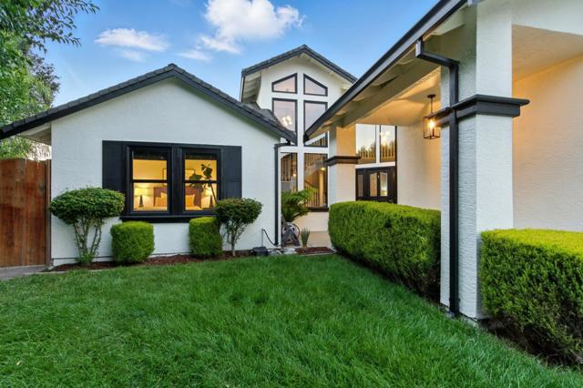 735 Georgetown Place, Gilroy CA: https://media.crmls.org/mediaz/193e4ca8-3dcf-4740-9fff-11db5b644c66.jpg