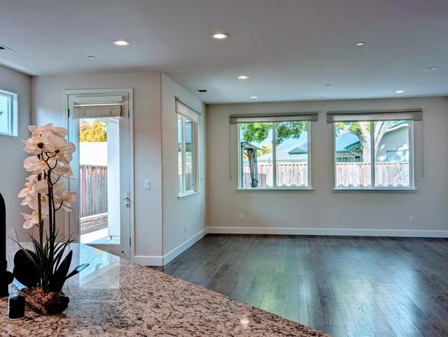 721 Segovia Drive, Hollister CA: https://media.crmls.org/mediaz/193f0550-fde5-426f-a356-22e723c45569.jpg