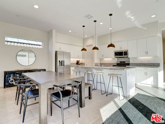 80240 Platinum Way, La Quinta CA: https://media.crmls.org/mediaz/193f71fa-8a0c-44f9-aa38-c2127465a854.jpg