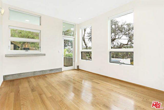 1801 Baxter Street, Los Angeles CA: https://media.crmls.org/mediaz/193fab8a-a691-40f8-a3c2-14d823a109a1.jpg