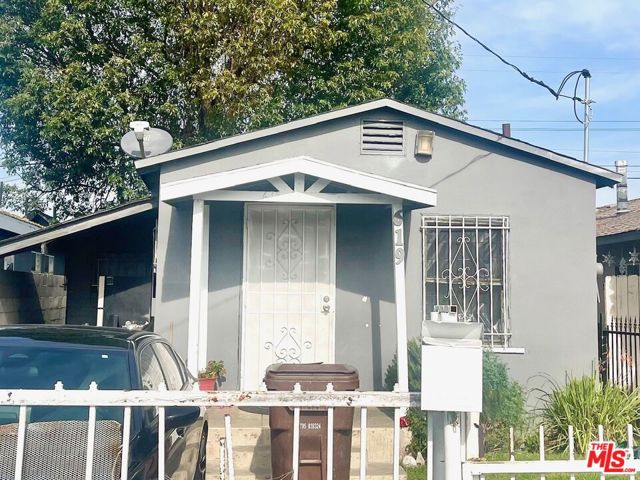 619 W Cherry Street, Compton CA: https://media.crmls.org/mediaz/193fd205-afa5-4ef4-b835-2e18592d703c.jpg