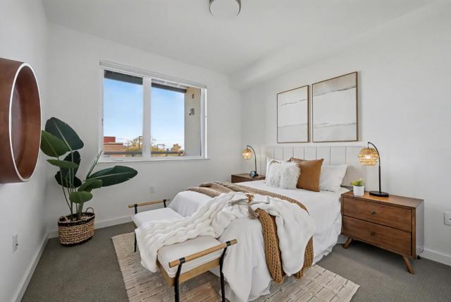 400 El Camino Real, Belmont CA: https://media.crmls.org/mediaz/194097f0-66ea-4f39-be5d-562a517a440e.jpg