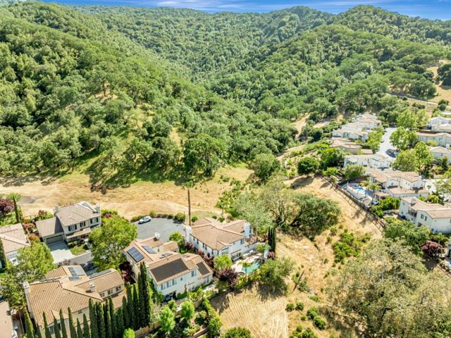 2892 Birkdale Court, Gilroy CA: https://media.crmls.org/mediaz/1940fe62-d232-4887-b46e-393b365a26ca.jpg
