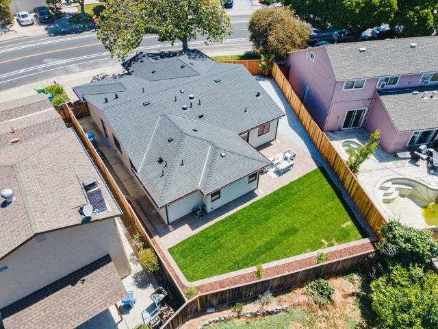 31301 San Andreas Drive, Union City CA: https://media.crmls.org/mediaz/19413f1a-2f35-4262-b0e3-054cd1aa0edf.jpg