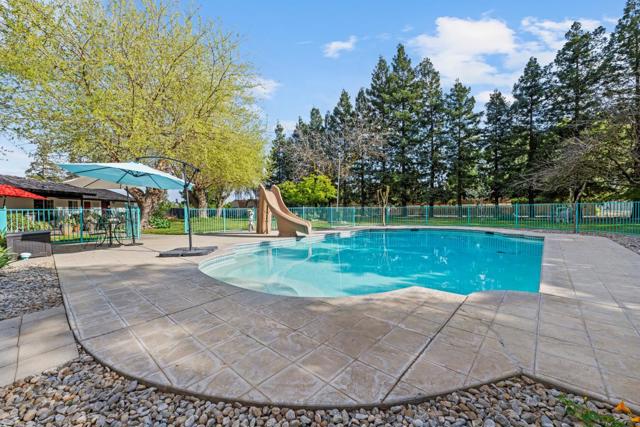 5419 Elliott Avenue, Atwater CA: https://media.crmls.org/mediaz/1941799c-3b00-449f-b4f4-1d68b1263571.jpg