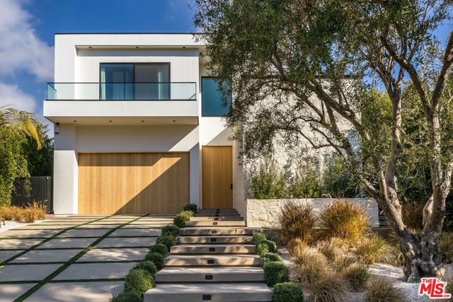 Drew Fenton | 324 S Medio Drive Los Angeles CA | MLS: 7084103