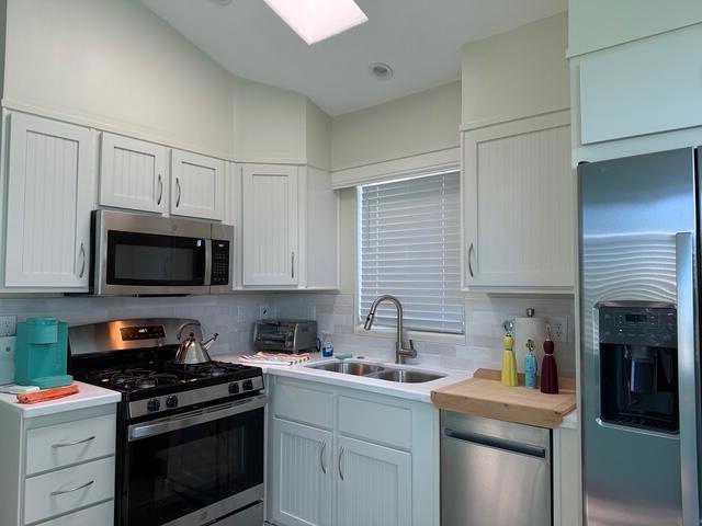 74711 Dillon Road, Desert Hot Springs CA: https://media.crmls.org/mediaz/19430bc5-c8ab-4ea3-9560-691ec668c043.jpg
