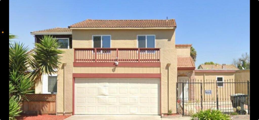 408 Fulton Way