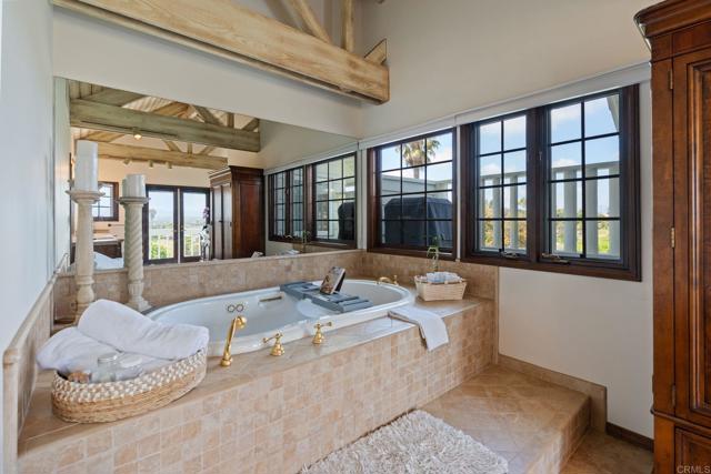 Image 49 of 75 For 4938 San Jacinto Circle