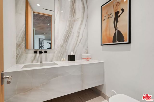 2180 Stradella Road, Los Angeles CA: https://media.crmls.org/mediaz/1945f4b6-fad4-4076-bd2a-c4d59b848085.jpg