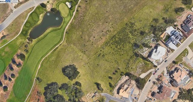 Image 11 of 17 For 3824 Skyfarm Dr