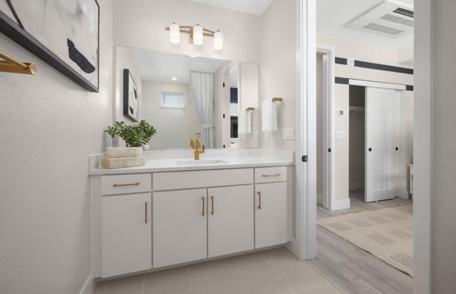 2434 Willow Way, San Mateo CA: https://media.crmls.org/mediaz/19497e60-4a2d-45af-aeb5-3ae1389f5e06.jpg
