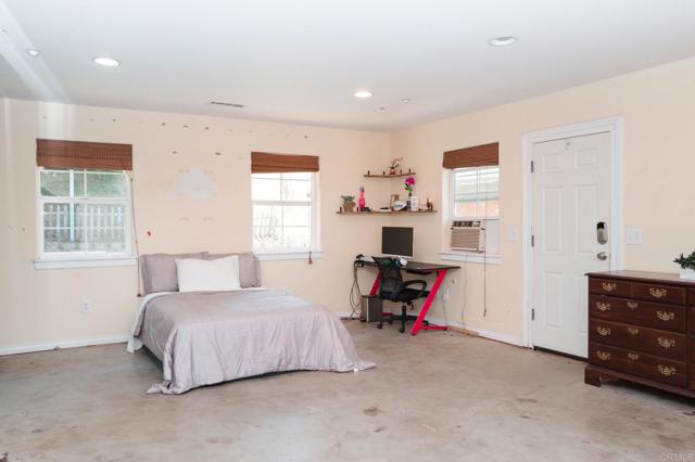 Detail Gallery Image 14 of 26 For 13965 Woods Valley Road, Valley Center,  CA 92082 - 3 Beds | 2 Baths