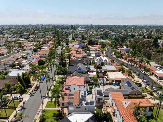 4374 Adams Ave, San Diego CA: https://media.crmls.org/mediaz/194a8b73-a8eb-4704-96c5-a9be22dd1345.jpg