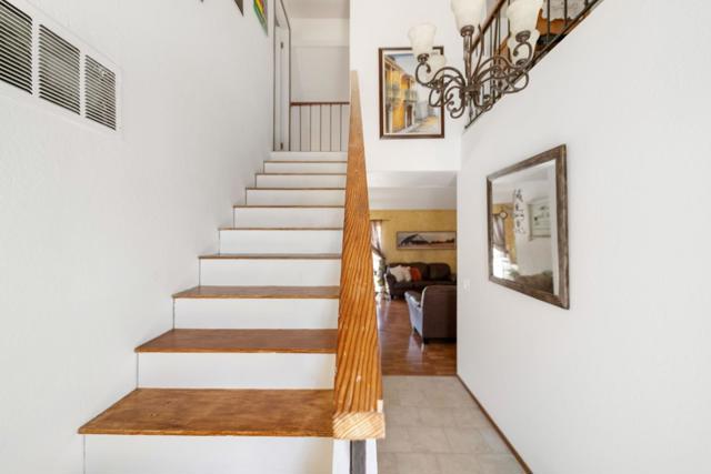 2280 Zoria Circle, San Jose CA: https://media.crmls.org/mediaz/194b29f7-225b-4235-bab9-fd339e4a23af.jpg