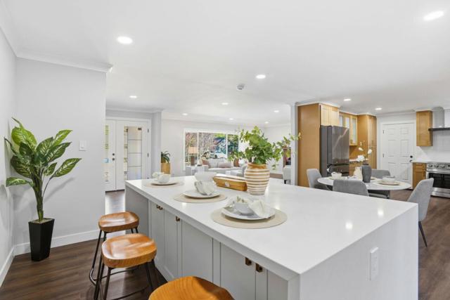 432 8th Avenue, Menlo Park CA: https://media.crmls.org/mediaz/194bb865-94b8-45bb-b2a3-9215c150691a.jpg