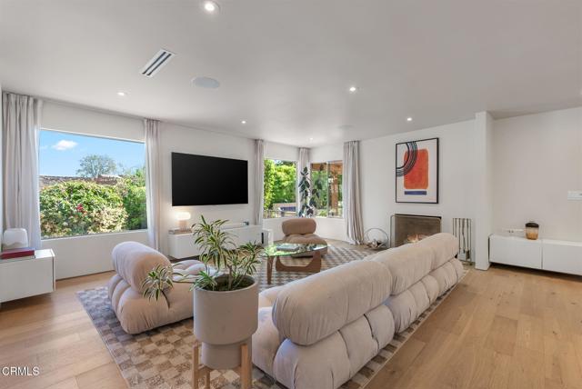 Detail Gallery Image 4 of 30 For 6919 La Presa Dr, San Gabriel,  CA 91775 - 3 Beds | 3 Baths