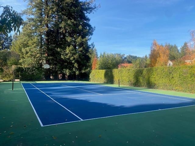 269 Selby Lane, Atherton CA: https://media.crmls.org/mediaz/194bd938-57b6-401e-9a3e-63791daf0373.jpg