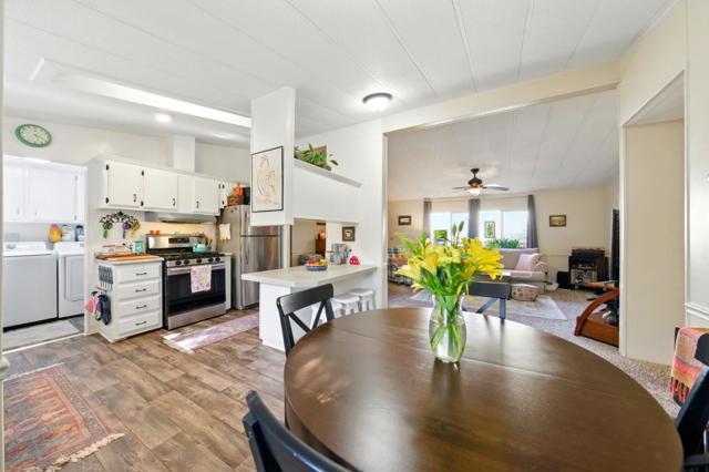 1117 Baldwin Street, Salinas CA: https://media.crmls.org/mediaz/194c0f74-72d0-4e8b-ab91-631576822685.jpg