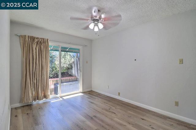 2465 Buena Vista Ave, Walnut Creek CA: https://media.crmls.org/mediaz/194ed13a-e066-4e54-8f62-5ada1f9a4c76.jpg