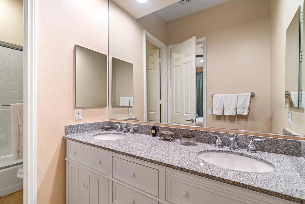 MLS #219138636DA image #34