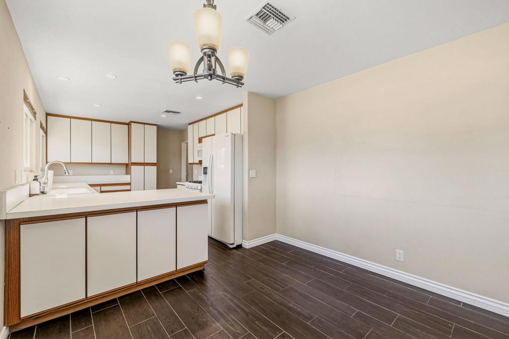 MLS #219137219DA image #12