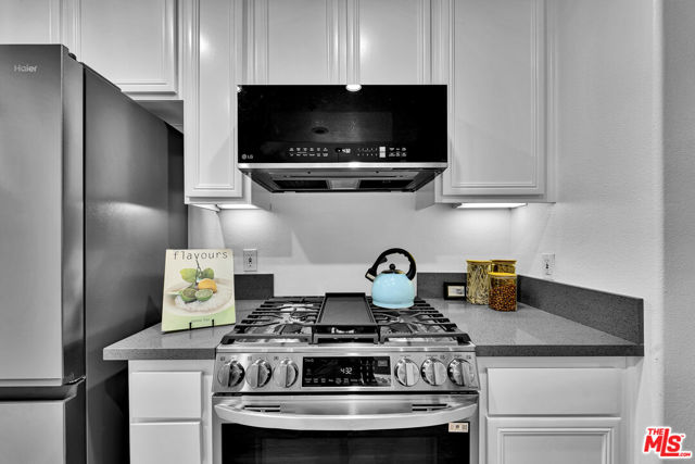 13075 Pacific, Playa Vista CA: https://media.crmls.org/mediaz/194fbbfc-b10c-4506-8647-1e3fda46bf13.jpg