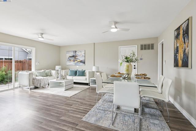 28399 Cubberley Ct, Hayward CA: https://media.crmls.org/mediaz/194fc401-1847-4515-a0d0-4d607e4505c6.jpg