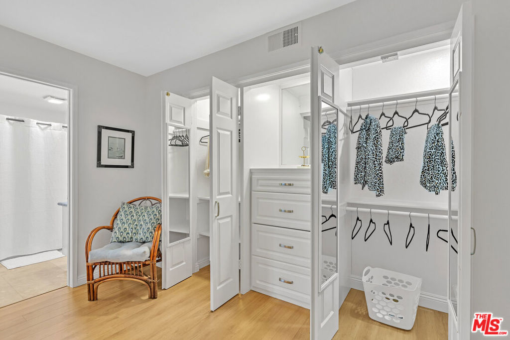 19515bd8 E99a 45c0 Adb0 C67911d5491b