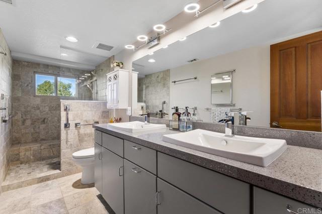 Detail Gallery Image 26 of 57 For 14237 Calle De Vista, Valley Center,  CA 92082 - 4 Beds | 2/1 Baths