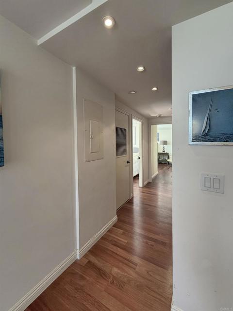 Detail Gallery Image 13 of 35 For 1810 Avenida Del Mundo #503,  Coronado,  CA 92118 - 3 Beds | 3 Baths