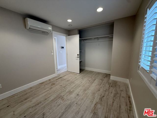 6955 Trolleyway, Playa del Rey CA: https://media.crmls.org/mediaz/195227ab-f6e3-4f29-acc7-3bff4e148158.jpg