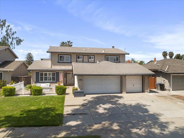 192 Castillon Way, San Jose CA: https://media.crmls.org/mediaz/19523058-83fe-4810-8800-a01c48c7872a.jpg