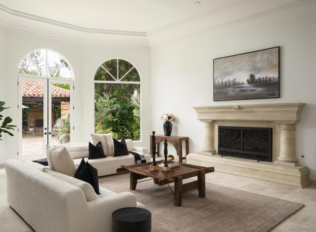 17550 Via De Fortuna, Rancho Santa Fe CA: https://media.crmls.org/mediaz/19536940-b584-412b-bf4c-22d145645372.jpg