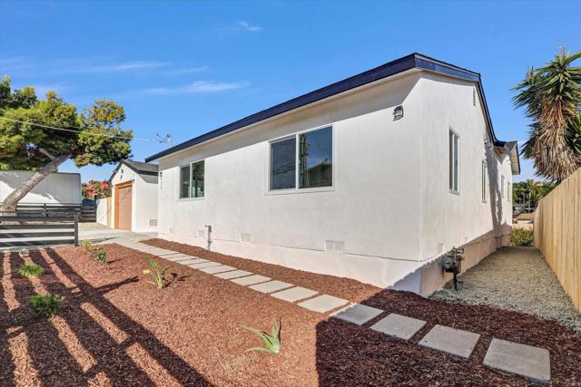 Detail Gallery Image 5 of 43 For 323 S 65th St, –,  CA 92114 - 3 Beds | 2 Baths