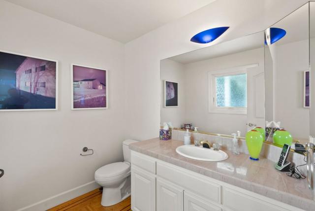 3920 Lakemead Way, Redwood City CA: https://media.crmls.org/mediaz/19541d79-2760-41c8-80c3-98ac8c0a4323.jpg